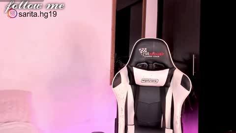 Snapshot of _sara_hernandez chatting on February 27, 11:06 am Sara intagram online show from February 27, 11:06 am