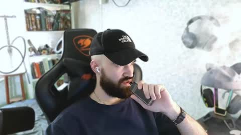 Ask me online show from April 21, 11:39 am