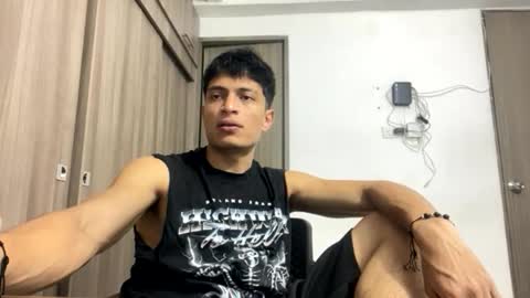 Juan Pablo-independent model online show from June 4, 5:13 am