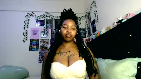 Abbie online show from August 9, 8:35 pm