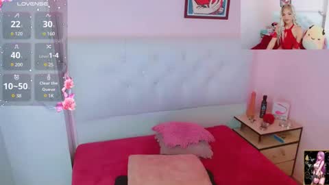 _shadday_ online show from May 14, 5:05 am