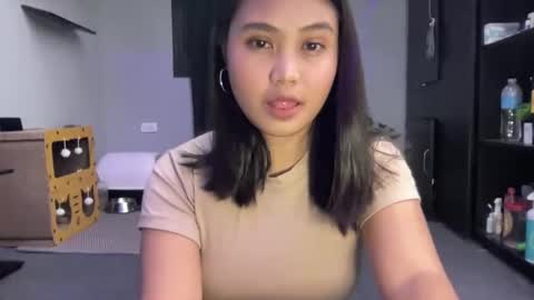 _shinelee online show from November 28, 12:34 pm