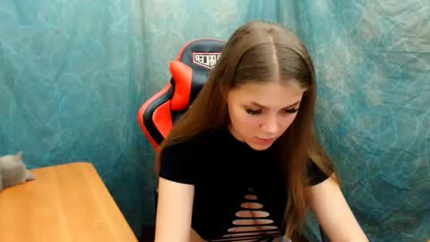 Mari online show from September 24, 7:09 pm