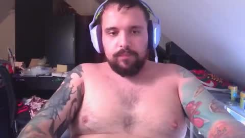 _smiley_bear27 online show from October 18, 8:40 am