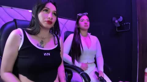 _sofidiamond_ online show from March 1, 2:38 am