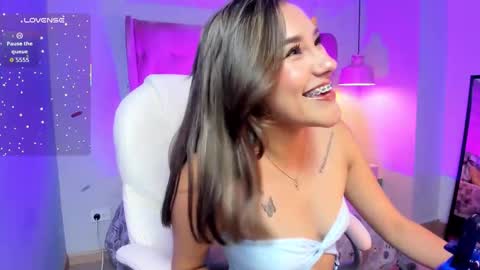 Sophie  online show from November 25, 9:13 pm