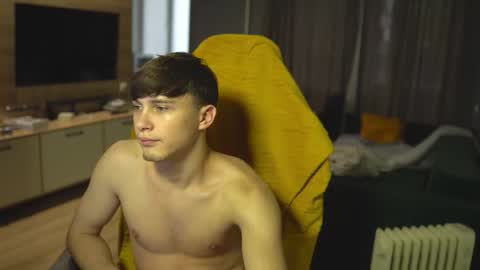 OLIVERpvt is open online show from September 15, 3:19 am