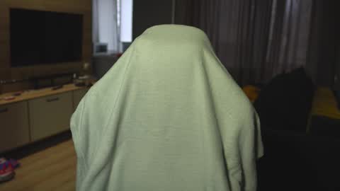 OLIVERpvt is open online show from October 17, 4:38 am