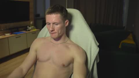 OLIVERpvt is open online show from November 20, 12:04 pm