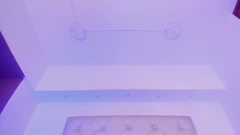 V E N U S online show from October 16, 9:57 pm