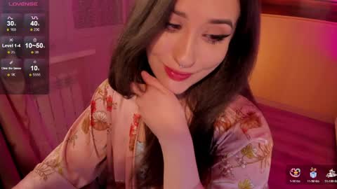 _sserendipityy_ online show from April 21, 8:05 pm