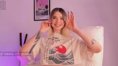 _tammarra_ online show from March 10, 8:35 pm