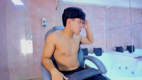 _taylorblack online show from March 8, 11:58 am