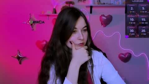 _tessa_moon online show from February 19, 9:25 pm