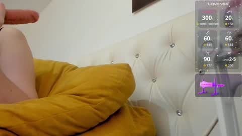 LilyOpen Pvt online show from December 3, 8:15 am