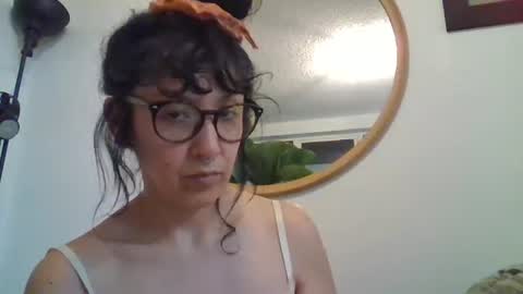 _tutti_frutti_ online show from November 28, 5:59 am