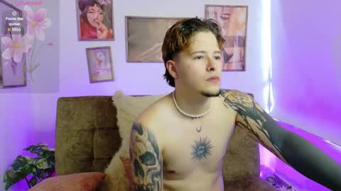 _tyleer_ online show from September 20, 6:33 pm