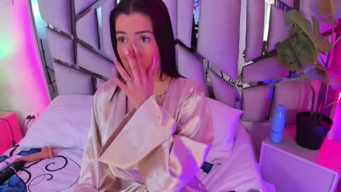 _valeria_saenz_ online show from September 24, 3:24 am