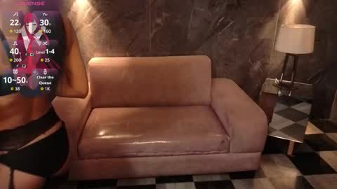  wendy  online show from December 15, 8:38 pm