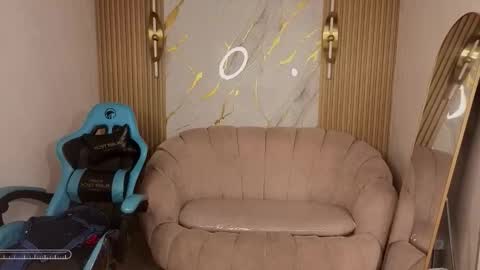  wendy  online show from November 9, 12:41 pm