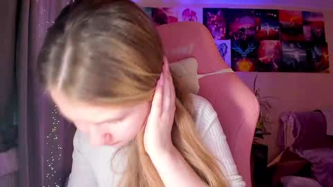 Enni online show from September 25, 7:37 am