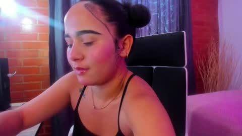 ZARA online show from March 15, 9:40 pm