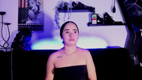 ZARA online show from April 4, 8:10 am