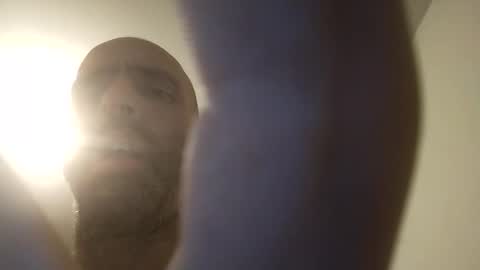 a02257661 online show from May 13, 10:41 pm