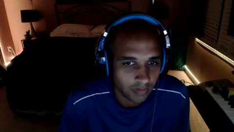 a4orce online show from July 31, 1:39 am