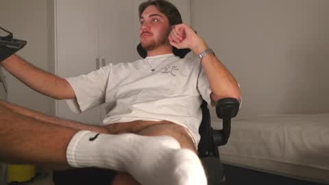 Alex online show from April 2, 1:24 am