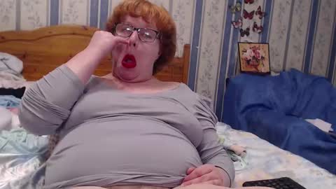 NINA online show from October 3, 12:42 am