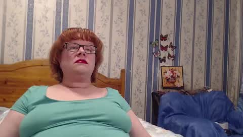 NINA online show from February 22, 8:11 pm