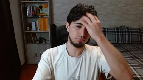 Aaron online show from February 9, 10:01 pm