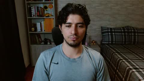 Aaron online show from April 21, 10:17 pm