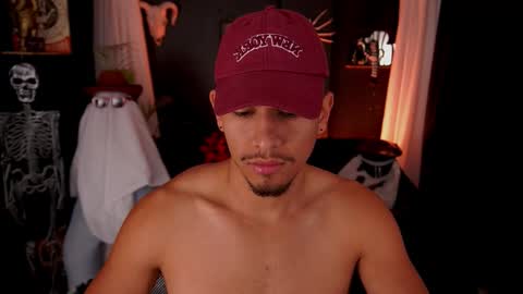 AARON  online show from October 19, 12:32 pm