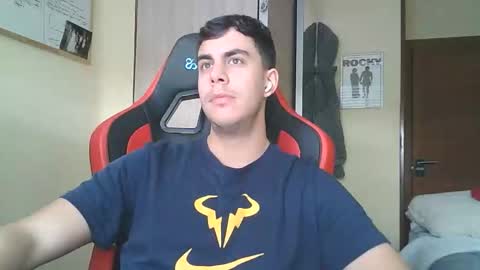 aaronlavine online show from April 20, 3:04 pm