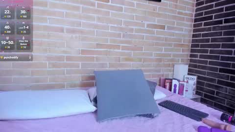 abbey_walker online show from September 22, 11:47 am