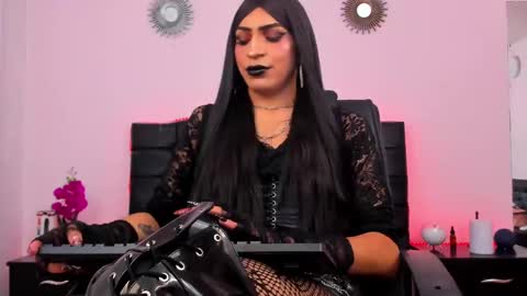 Abbigail Fuster  online show from February 12, 10:56 am