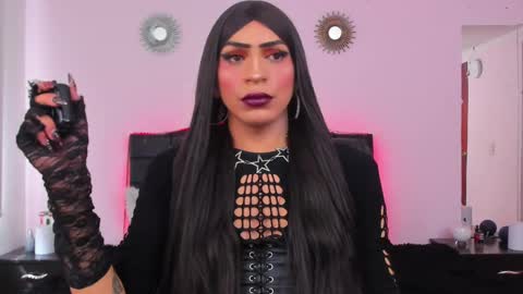 Abbigail Fuster  online show from February 9, 7:09 pm