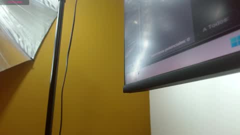 Abbi online show from April 1, 3:42 pm