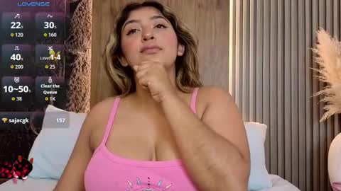 Snapshot of abby_millerr_ chatting on October 25, 3:23 pm Abbygail online show from October 25, 3:23 pm