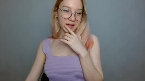 Abby Lovense is active online show from January 10, 11:22 am