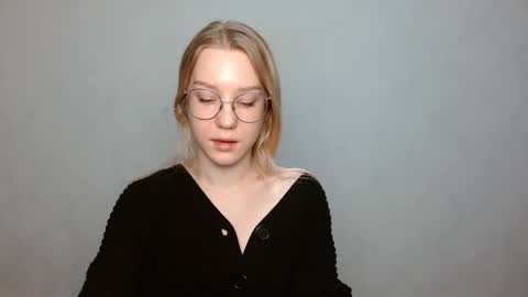 Abby Lovense is active online show from January 17, 1:24 pm