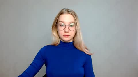 Abby Lovense is active online show from February 19, 7:17 am