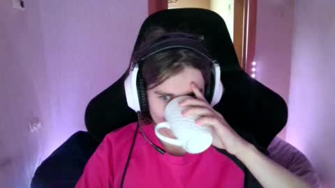 abbysal_blade online show from November 7, 6:05 am