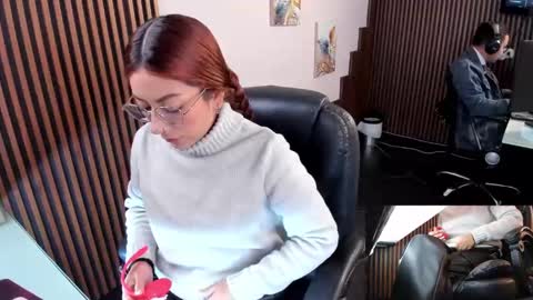 Abby Stones online show from October 7, 11:39 am