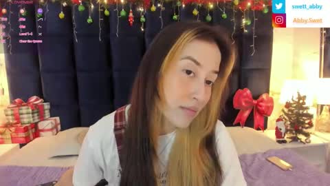 Abigail online show from December 22, 12:34 pm