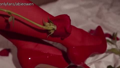abie_owen online show from May 11, 12:28 am