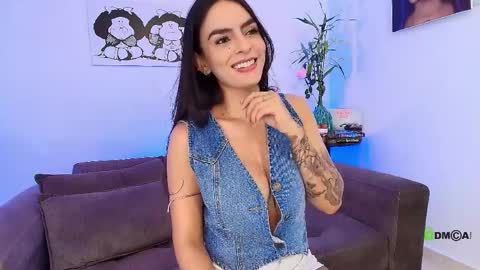 Abigail online show from April 3, 10:06 pm