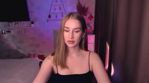 Anna online show from December 2, 7:12 pm